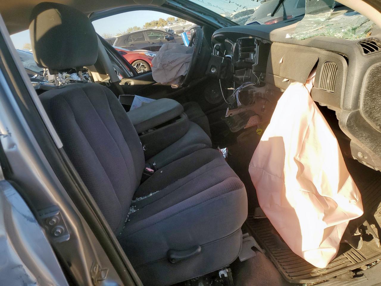 Dodge Ram 2500 St Image 6