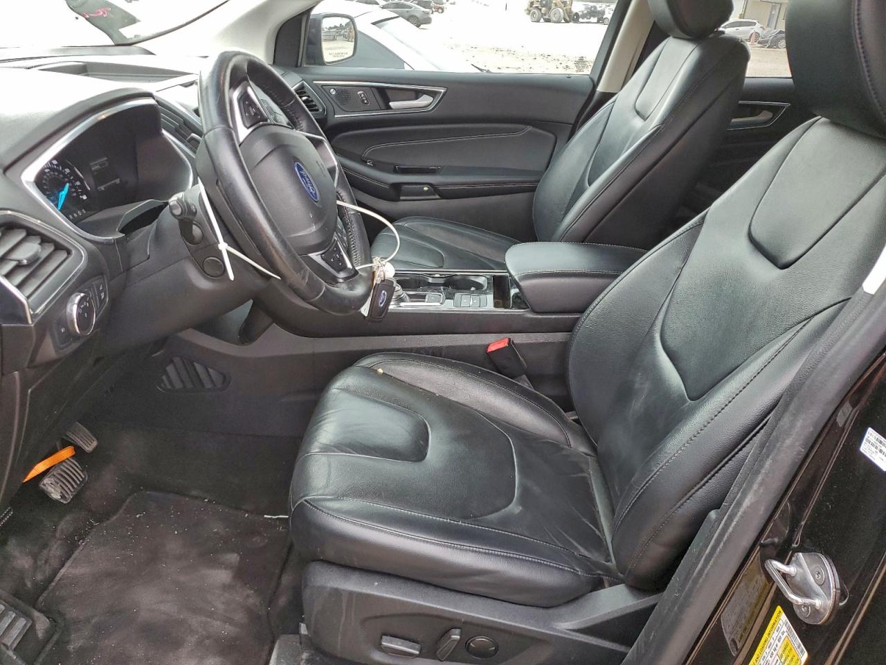 Ford Edge Titanium Image 6