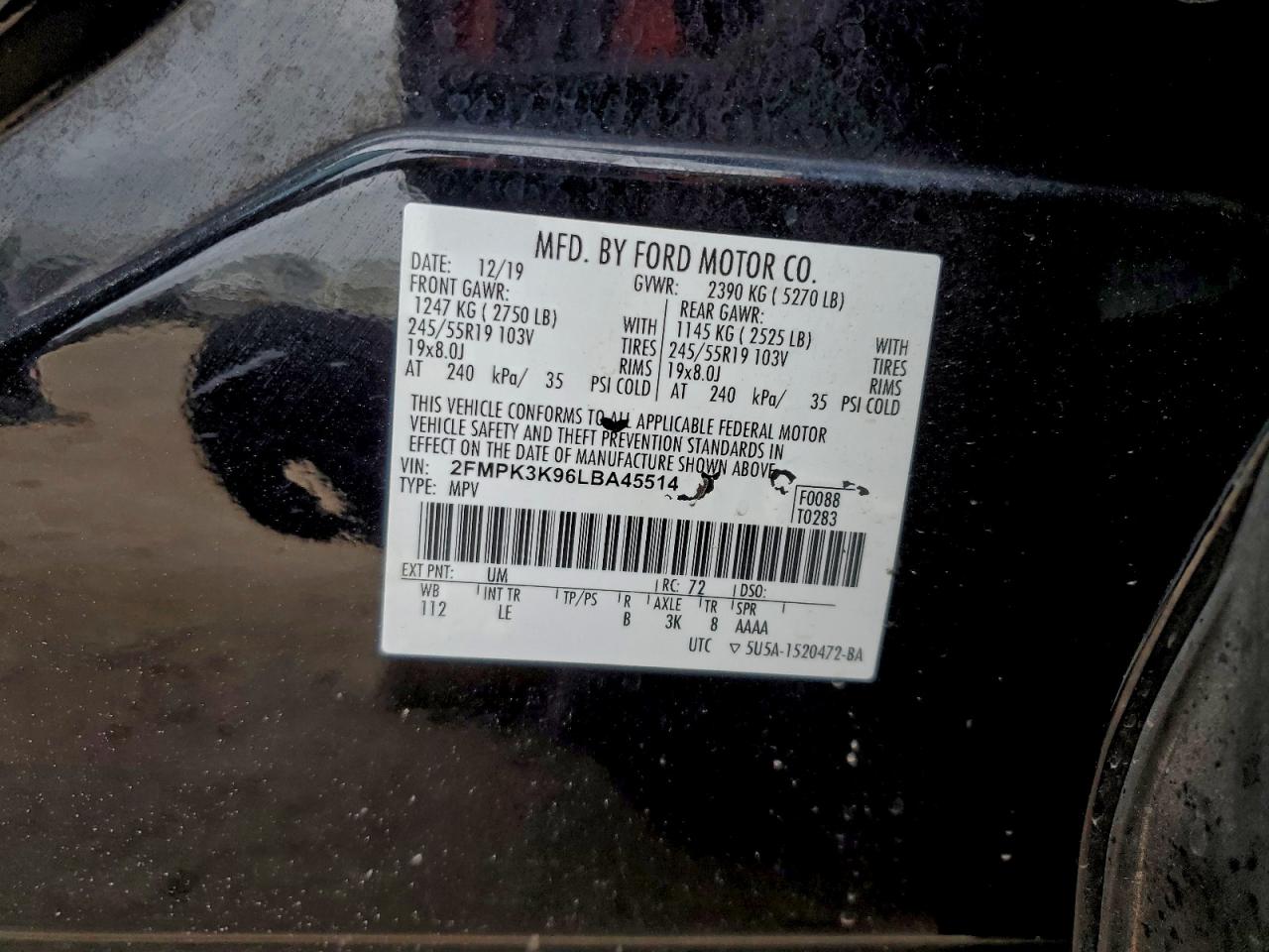 Ford Edge Titanium Image 10