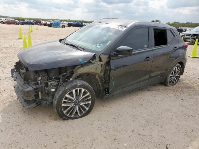  Salvage Nissan Kicks