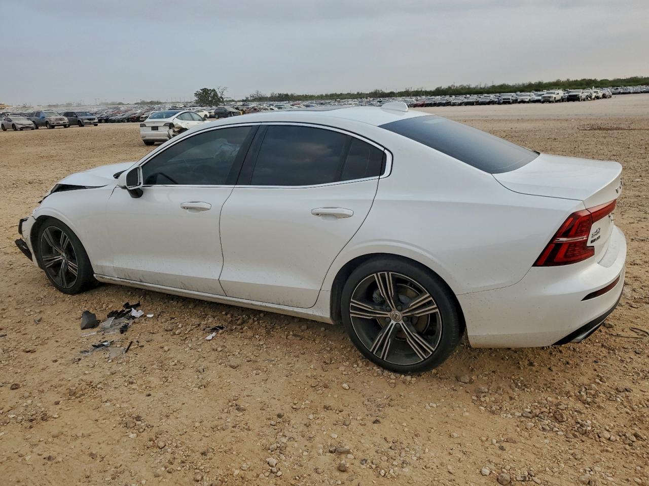 Volvo S60 T5 Inscription Image 3