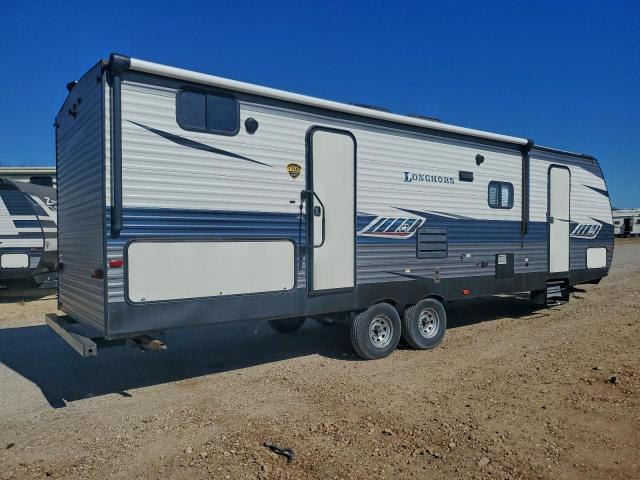 Crossroads Longhorn Image 4