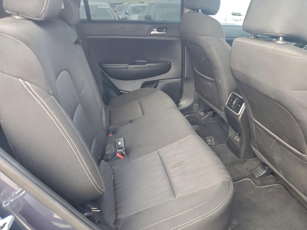 Kia Sportage Lx Image 8