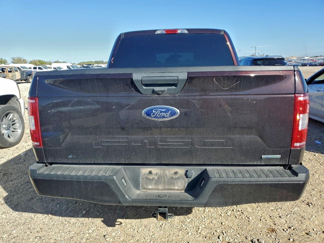 Ford F-150 Supercrew Image 8