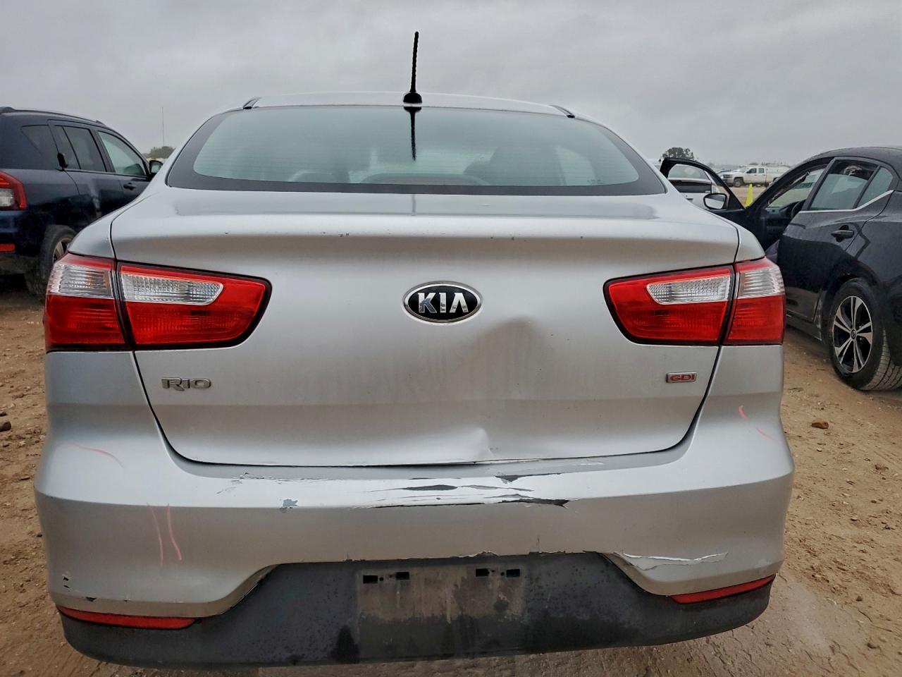 Kia Rio Lx Image 12