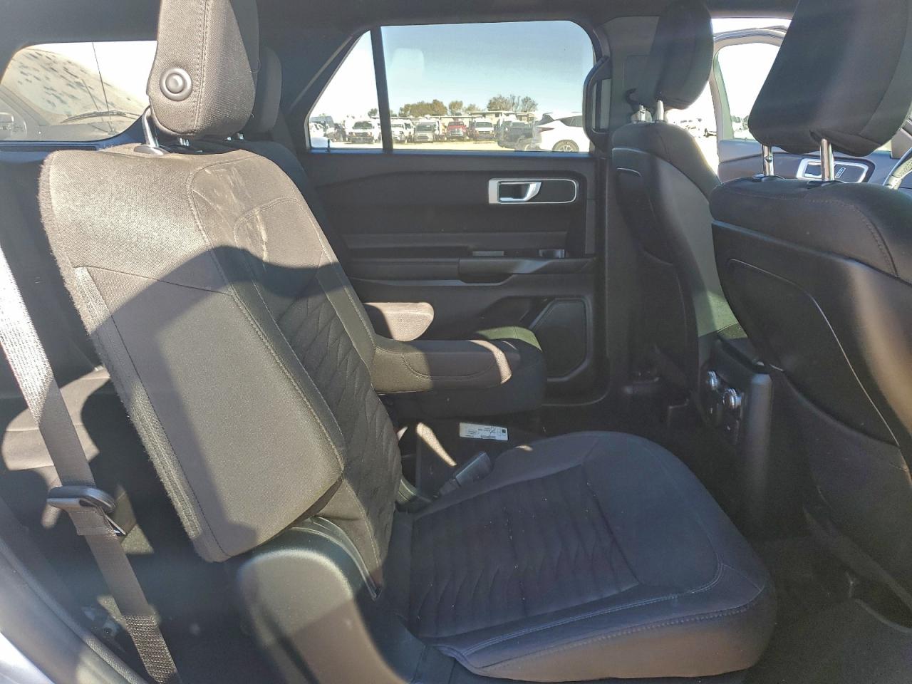 Ford Explorer Xlt Image 6