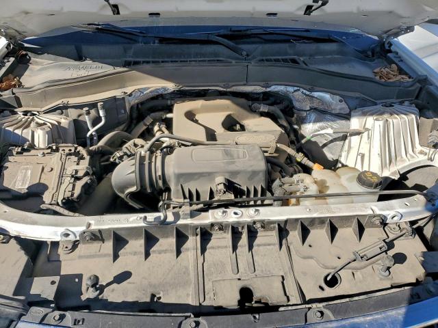 Ford Explorer Xlt Image 8