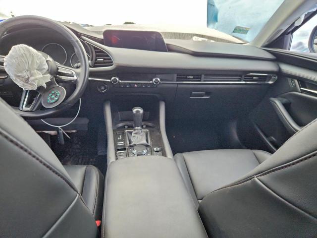 Mazda 3 Preferred Image 8