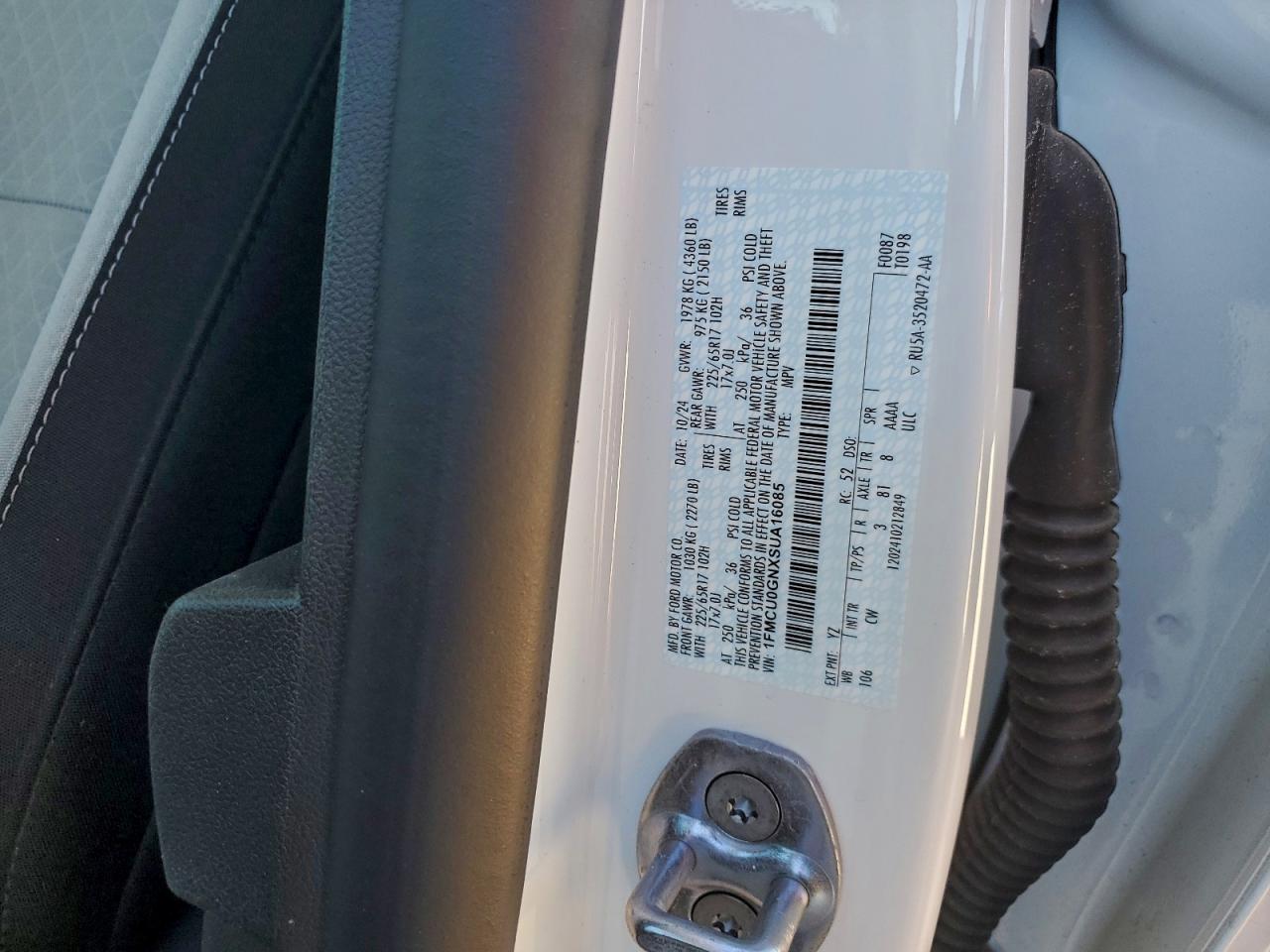 Ford Escape Active Image 9