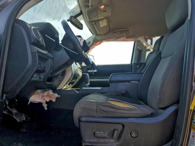 Toyota Tundra Crewmax Sr5 Image 7