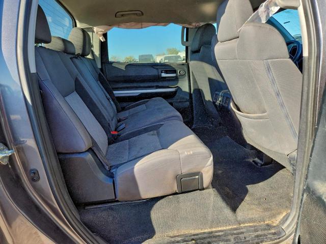 Toyota Tundra Crewmax Sr5 Image 9
