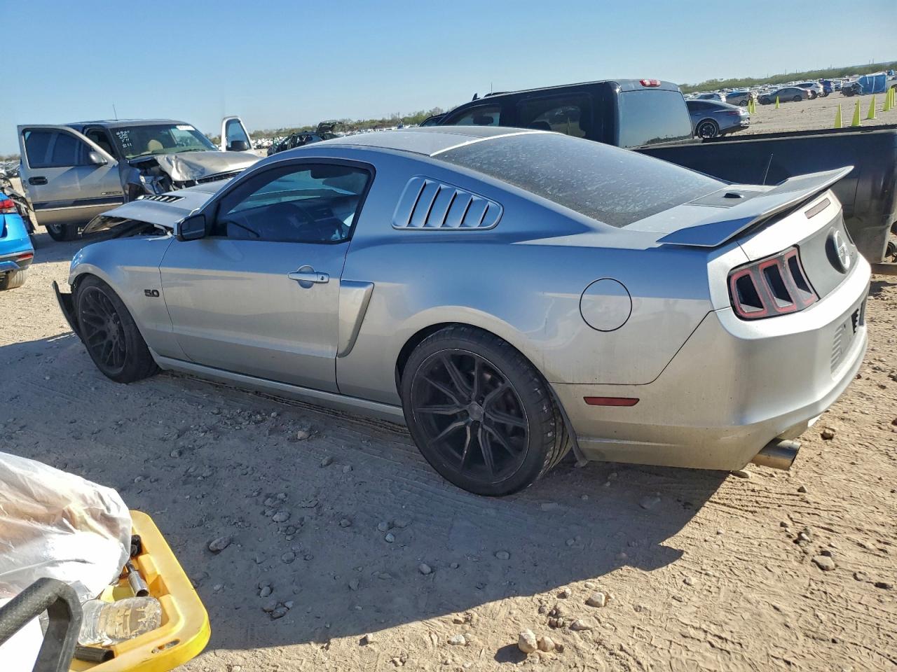 Ford Mustang Gt Image 2