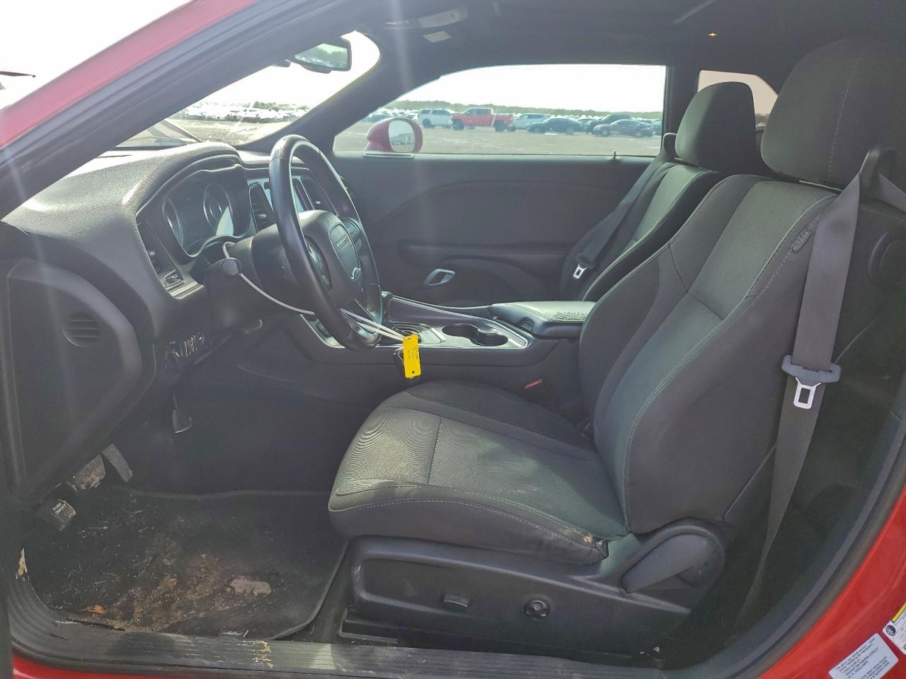 Dodge Challenger Sxt Image 10