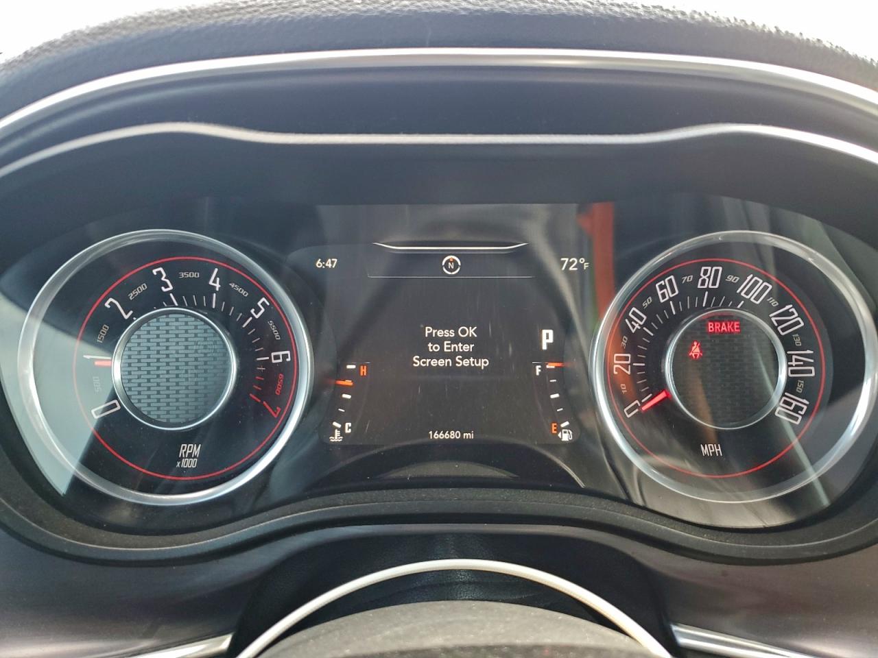 Dodge Challenger Sxt Image 7