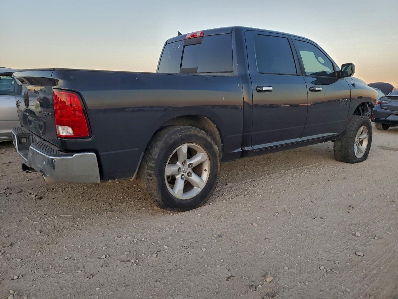 Ram 1500 Slt Image 5
