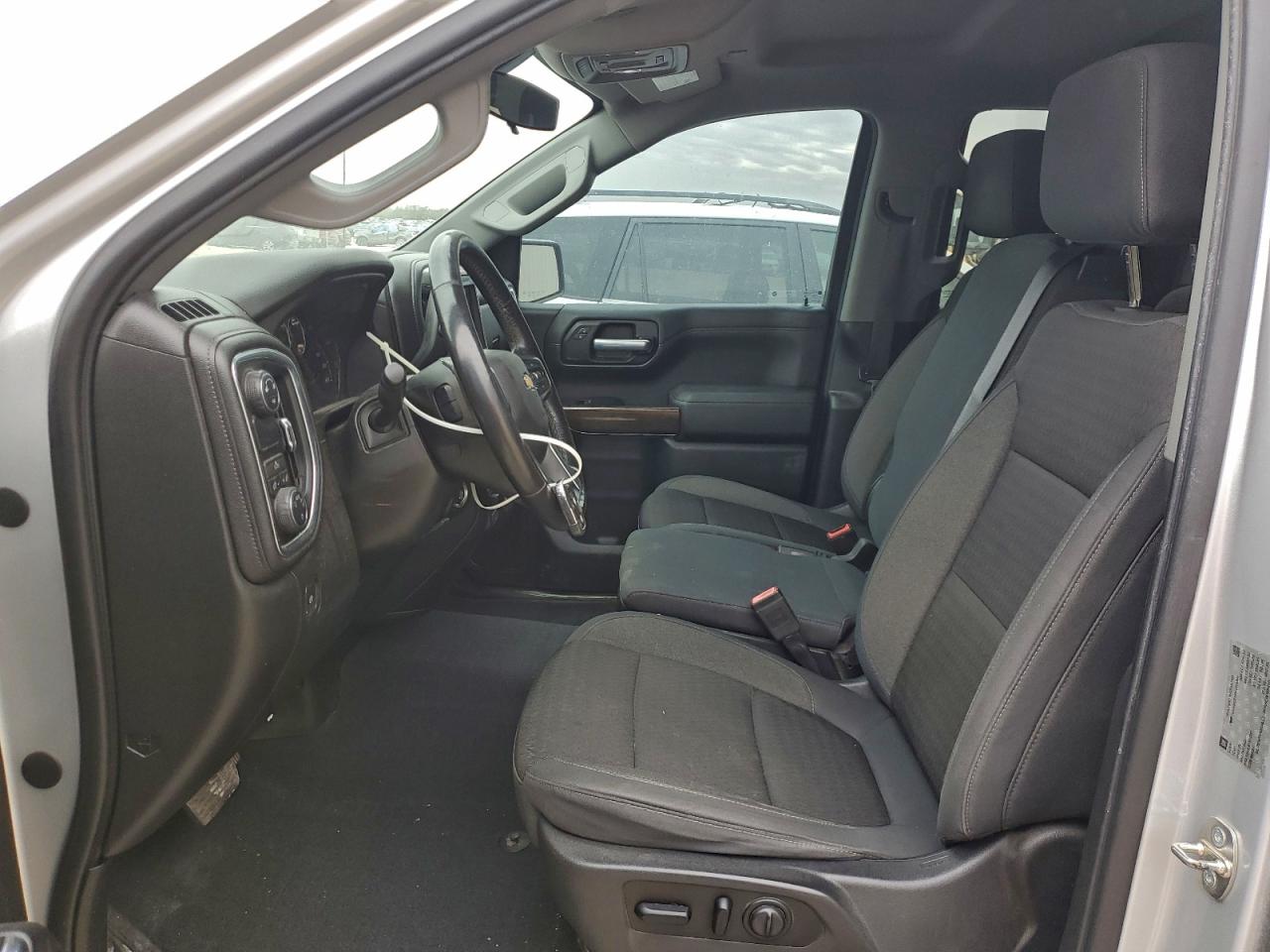 Chevrolet Silverado C1500 Lt Image 4