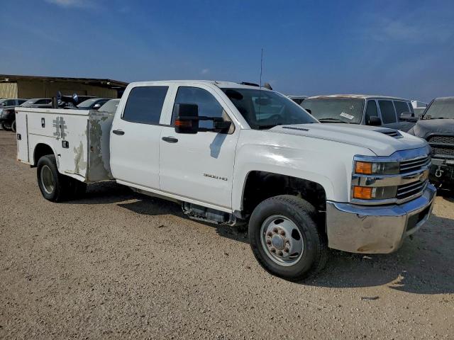 Chevrolet Silverado K3500 Image 10