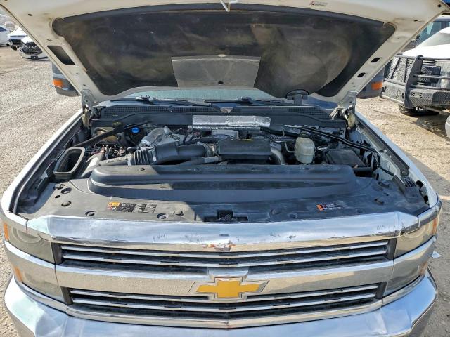 Chevrolet Silverado K3500 Image 5