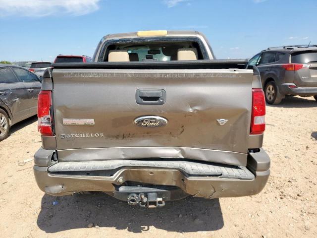 Ford Explorer Limited Image 12