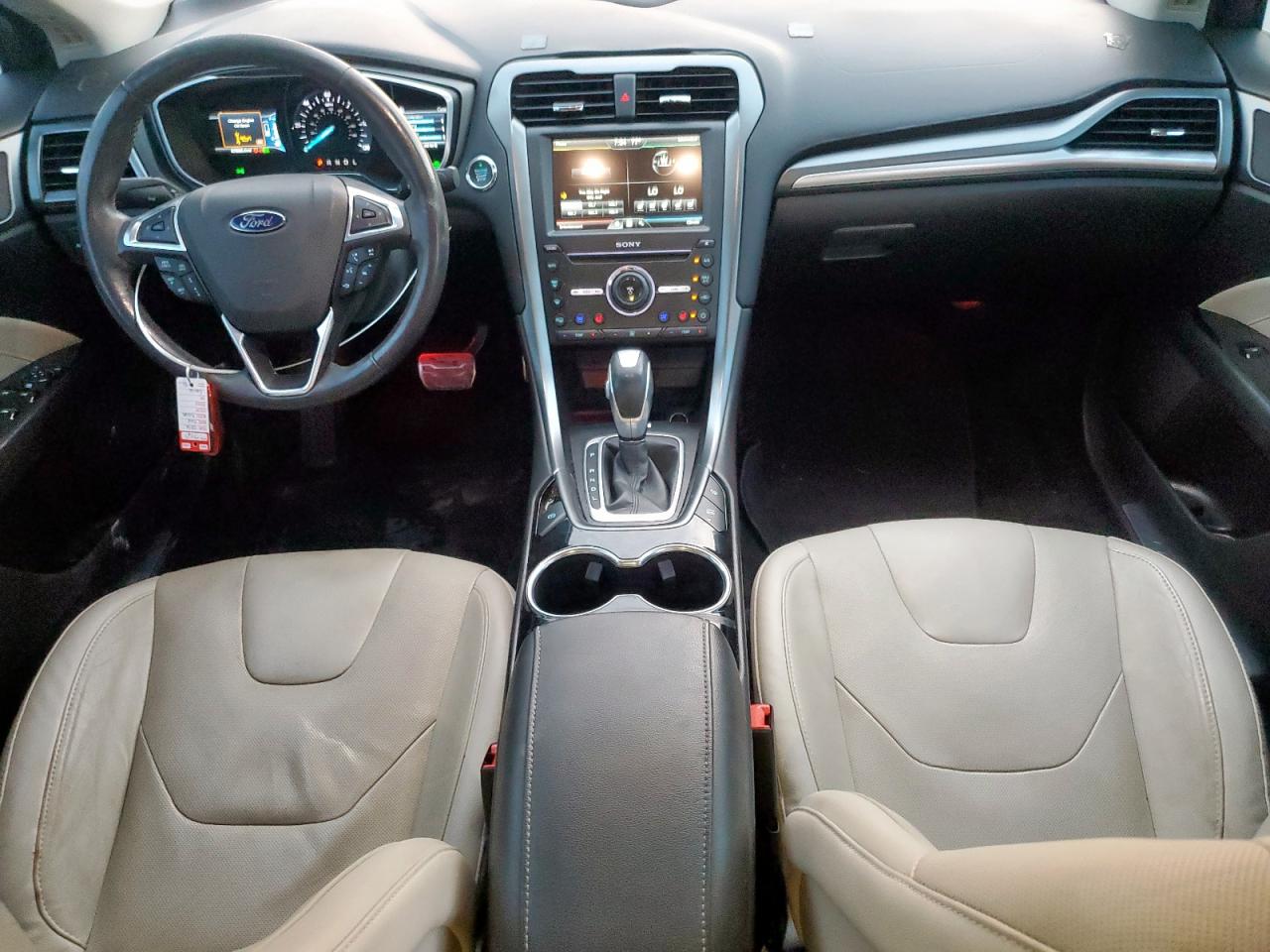 Ford Fusion Titanium Hev Image 5