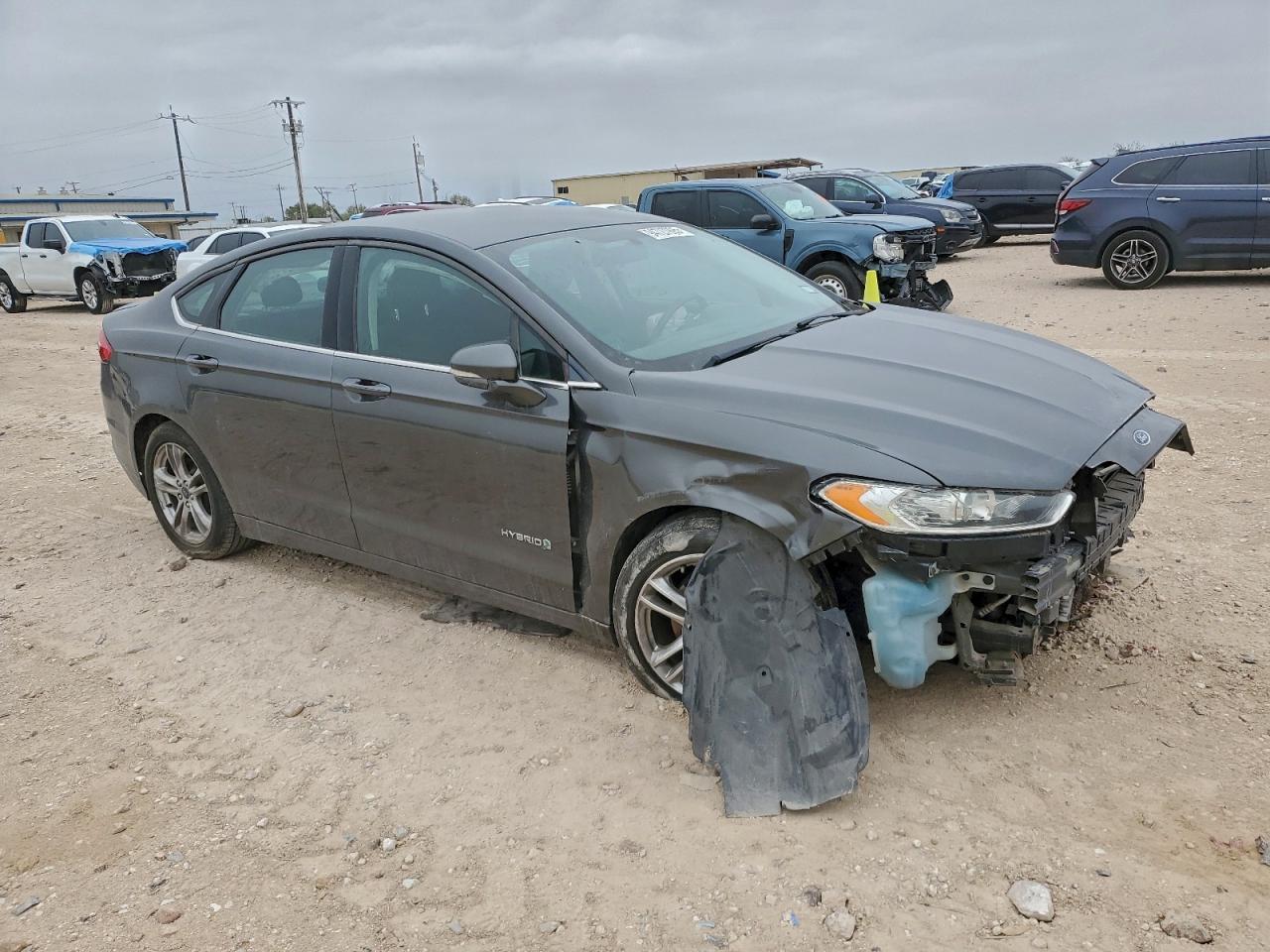 Ford Fusion Se Hybrid Image 2