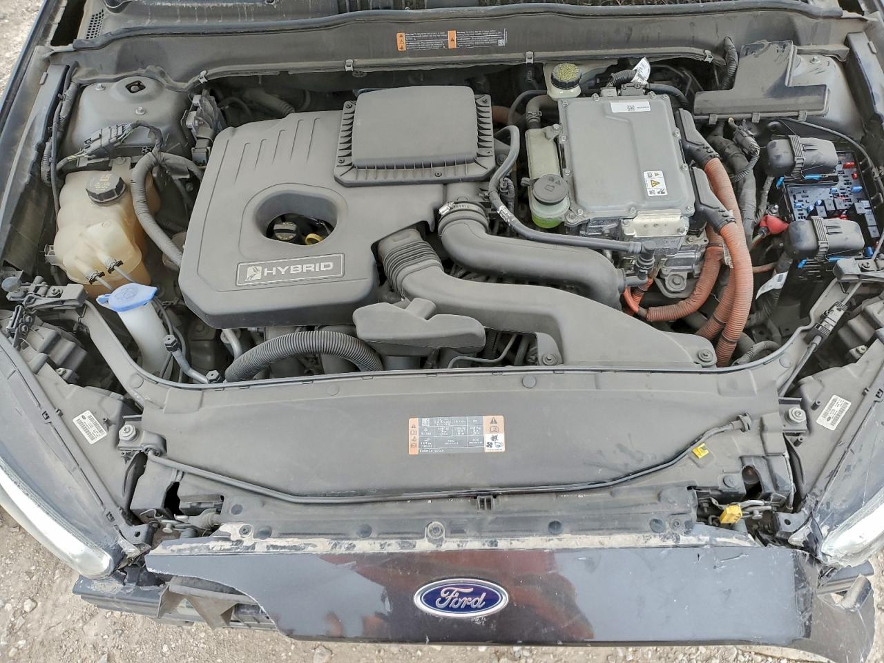 Ford Fusion Se Hybrid Image 12