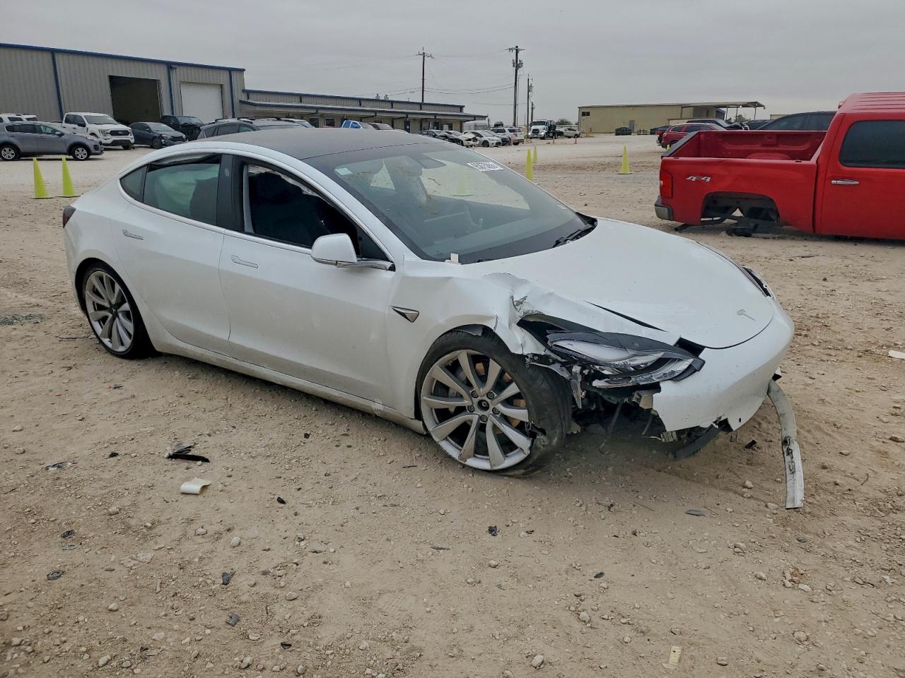 Tesla Model 3 Image 5