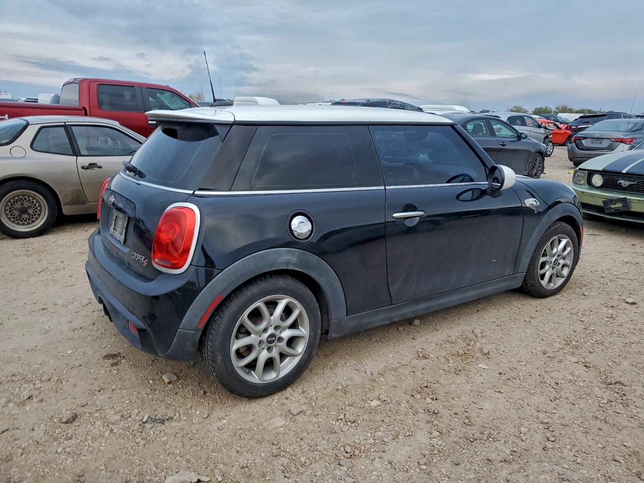 MINI Cooper S Image 4