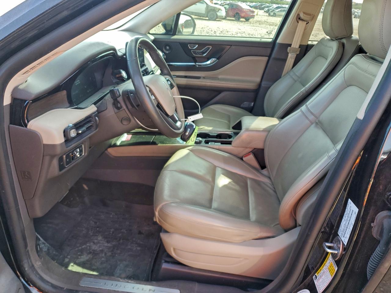 Lincoln Corsair Reserve Image 10