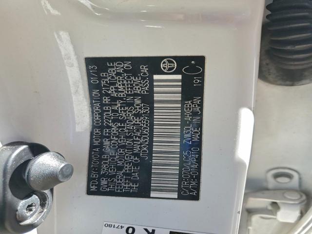 Toyota Prius Image 12