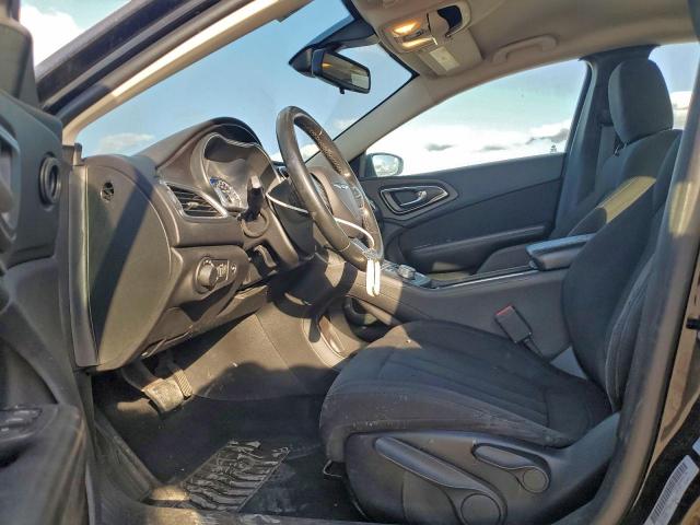 Chrysler 200 Lx Image 8