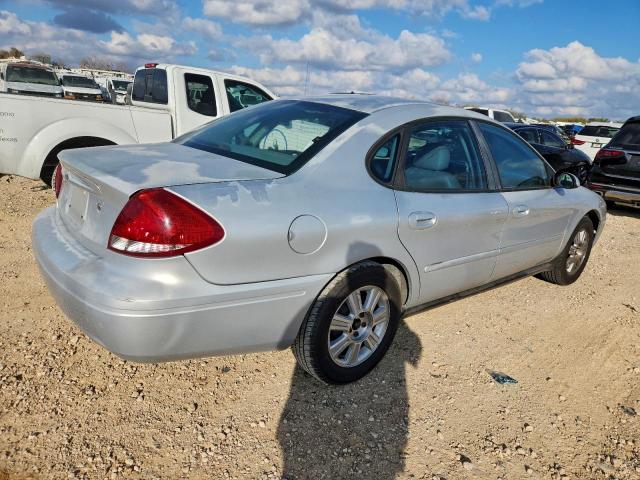 Ford Taurus Sel Image 11