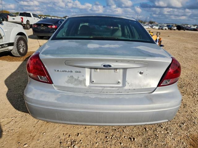Ford Taurus Sel Image 6