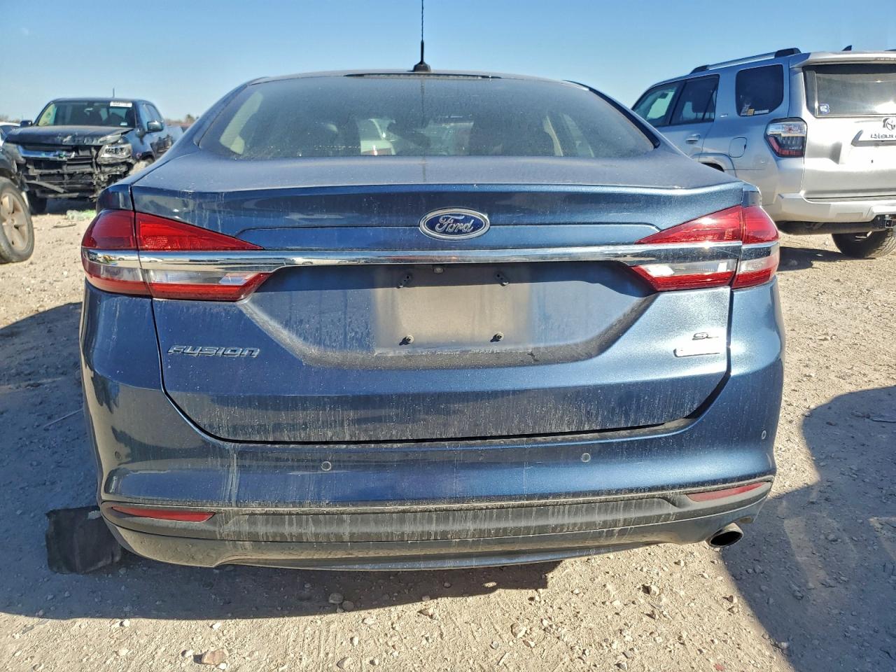 Ford Fusion Se Image 6