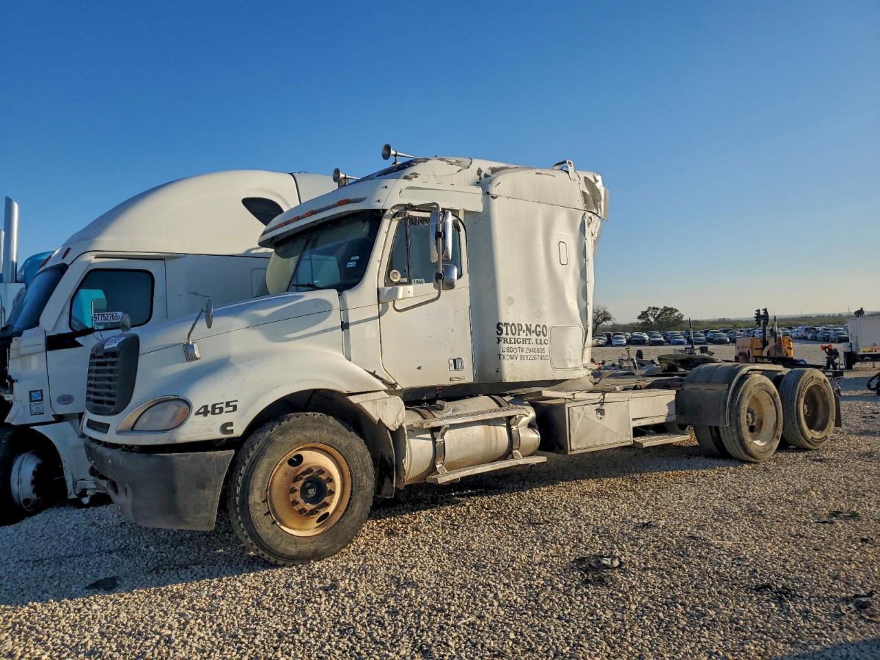 Freightliner Columbia 1 Columbia Image 2