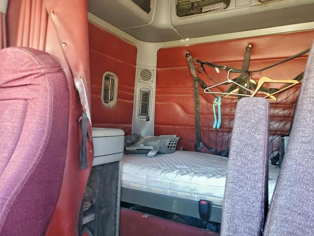 Freightliner Columbia 1 Columbia Image 10