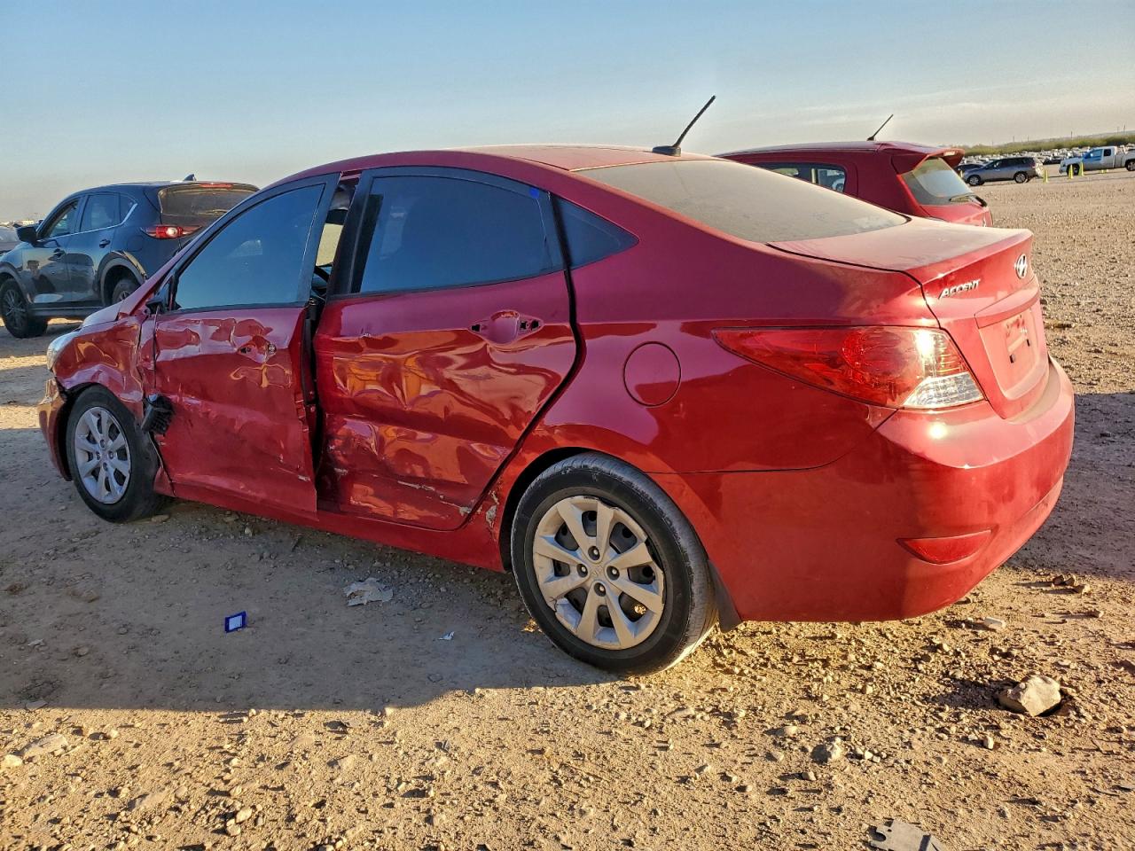 Hyundai ACCENT Gls Image 2