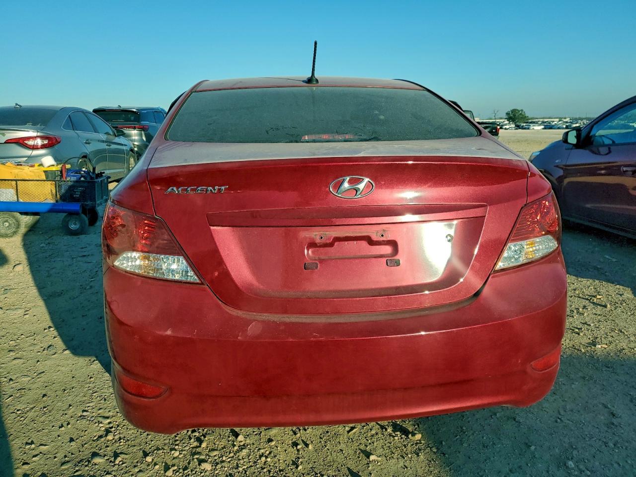 Hyundai ACCENT Gls Image 3
