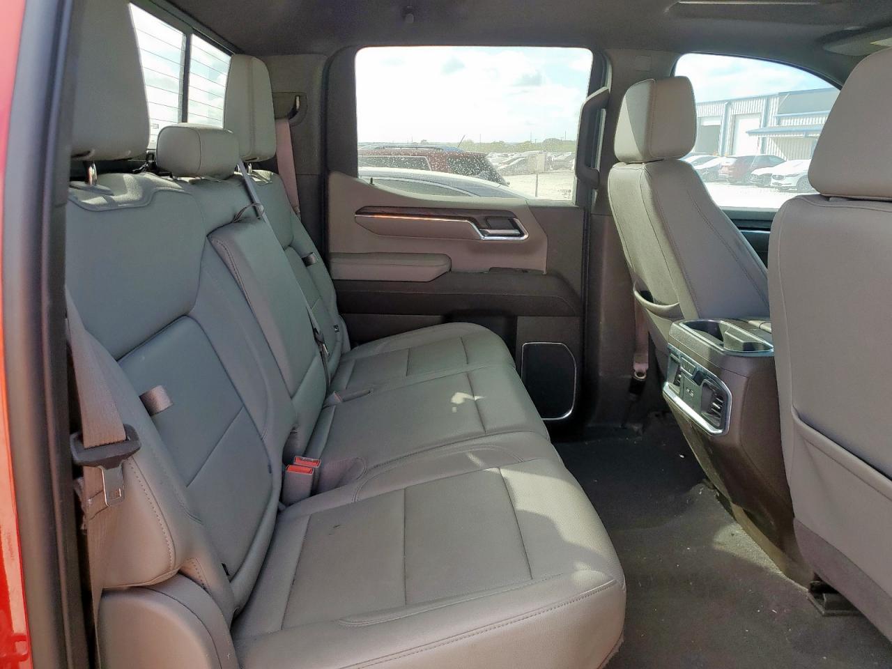 GMC Sierra K1500 Slt Image 6