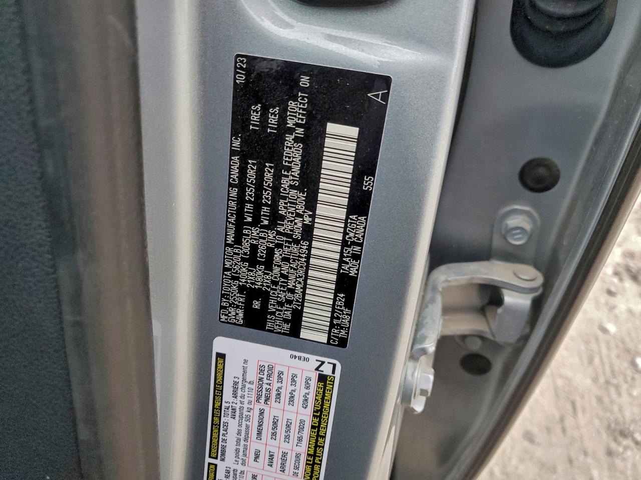 Lexus RX 350 Base Image 12