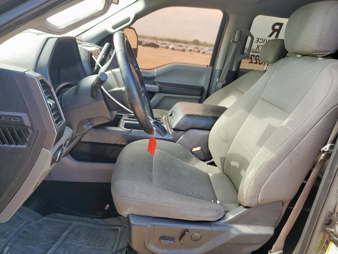 Ford F-150 Supercrew Image 4