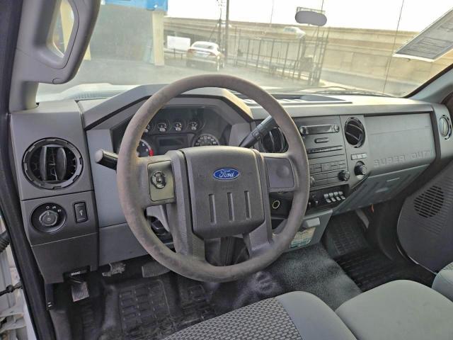 Ford F-350 Super Duty Image 8