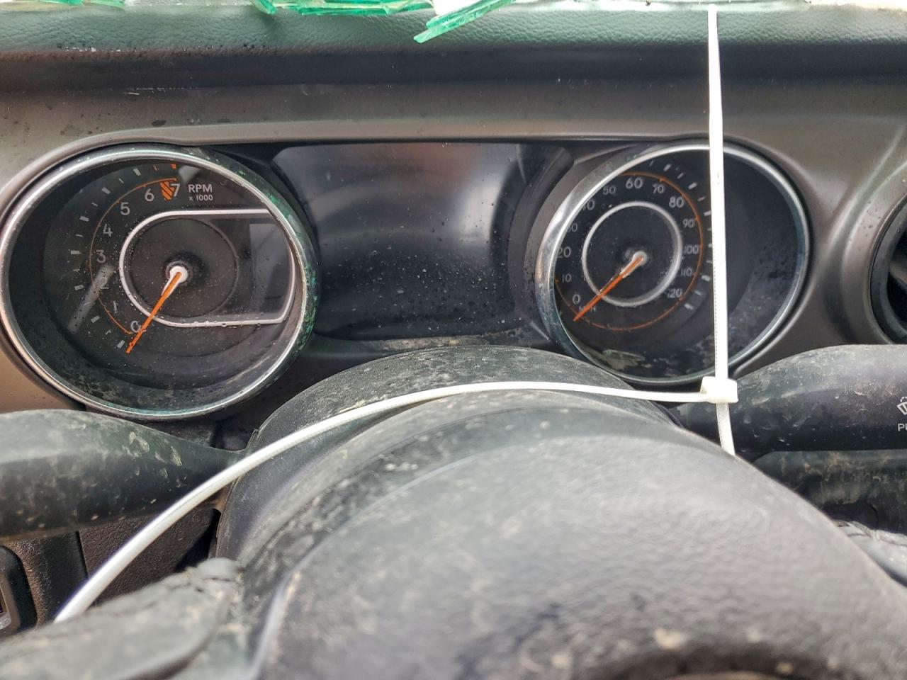 Jeep Gladiator Sport Image 8