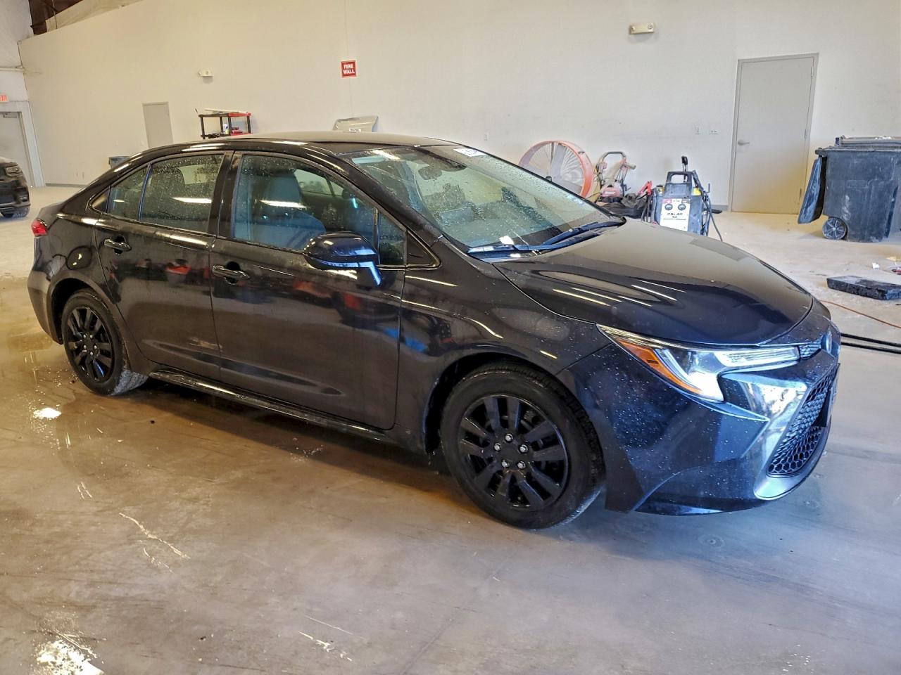 Toyota Corolla Le Image 5