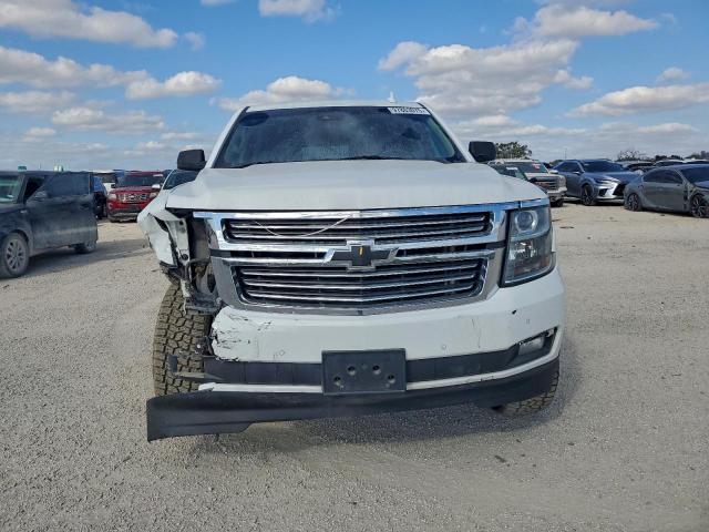 Chevrolet Suburban C1500 Ltz Image 5