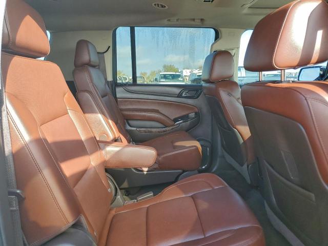 Chevrolet Suburban C1500 Ltz Image 10