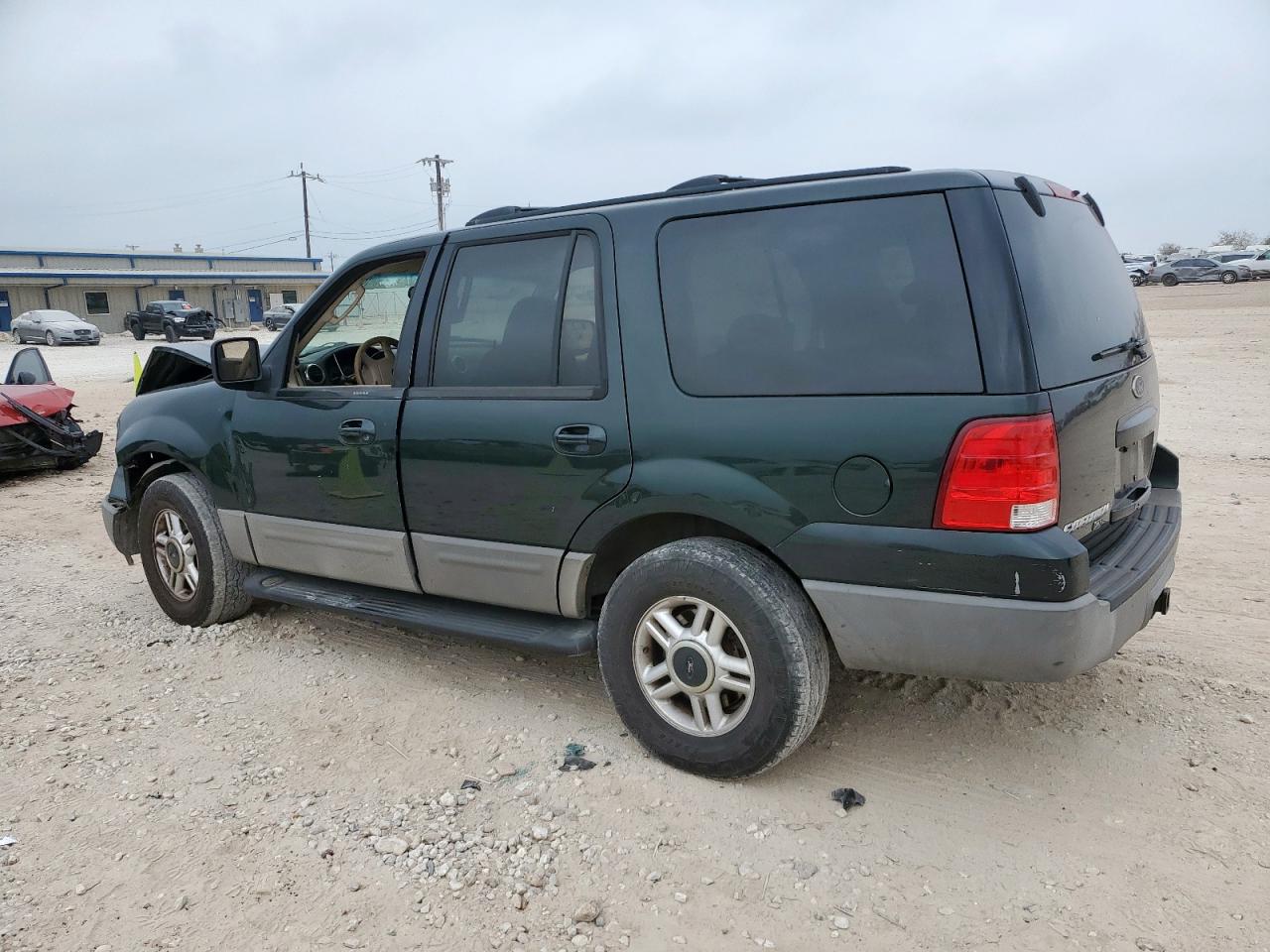 Ford Expedition Xlt Image 2