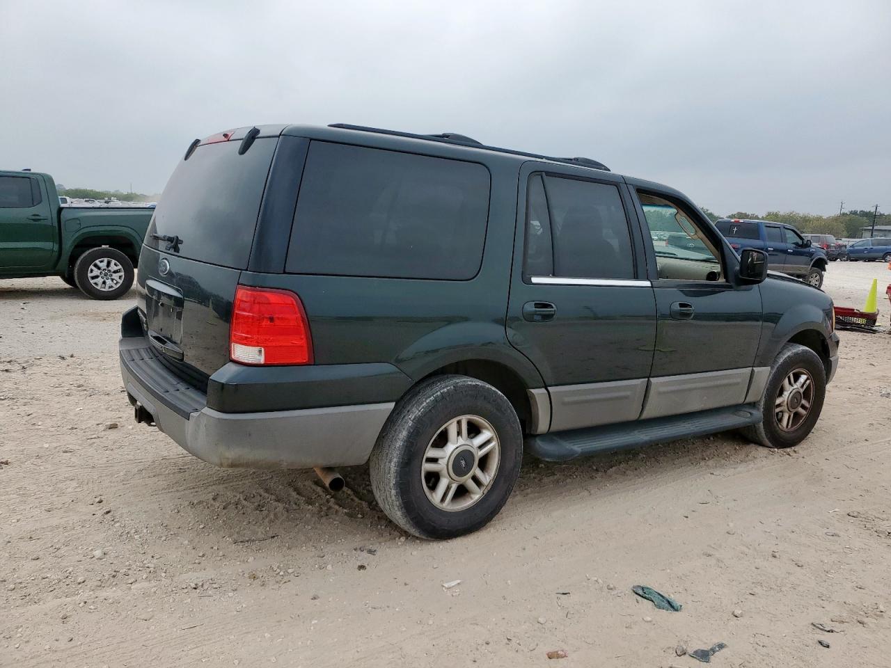 Ford Expedition Xlt Image 6