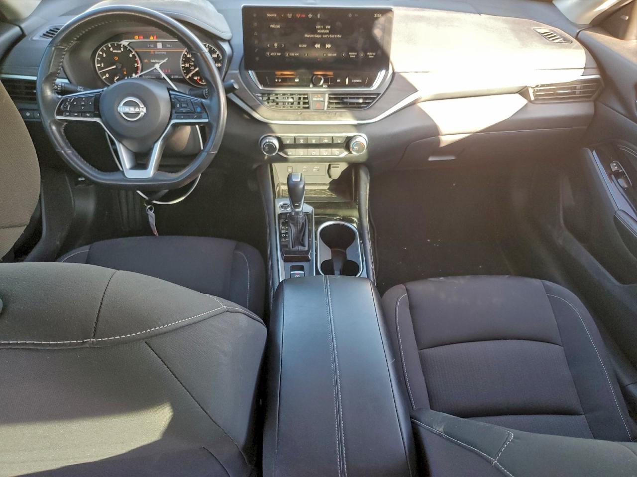 Nissan Altima Sv Image 3
