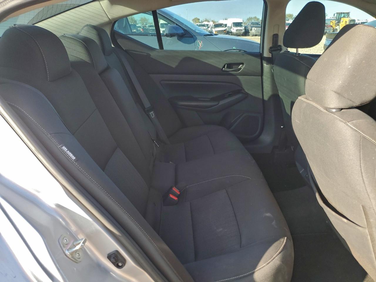 Nissan Altima Sv Image 8